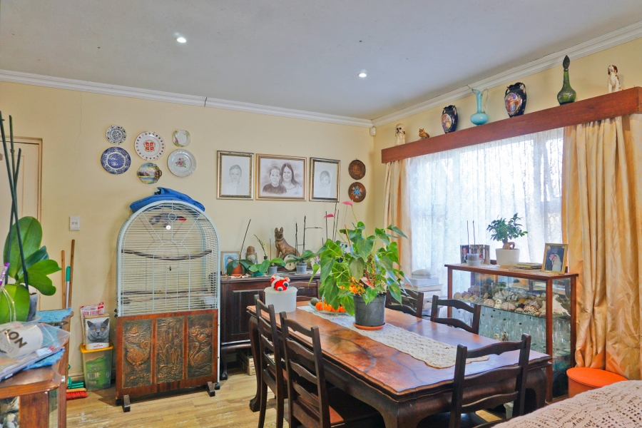 6 Bedroom Property for Sale in Kidds Beach Eastern Cape